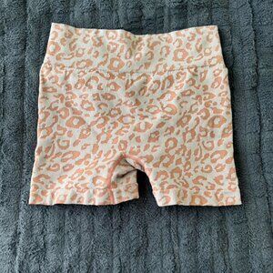 SHEIN Women's Orange and Pink Shorts